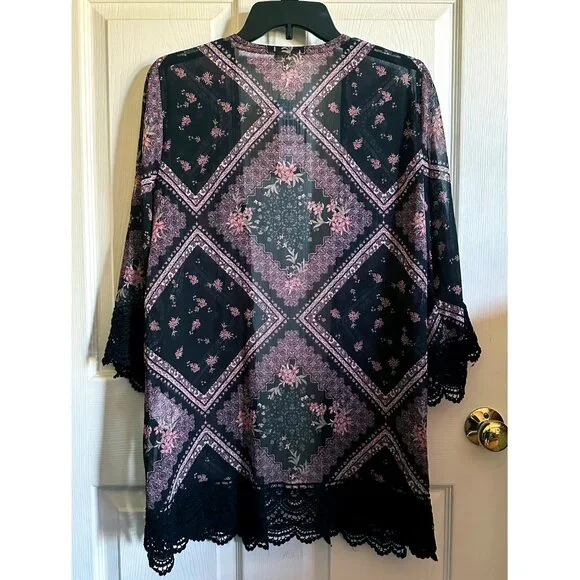 Mason & Belle Laria Crochet Floral Open Front Kimono Large - Picture 3 of 8